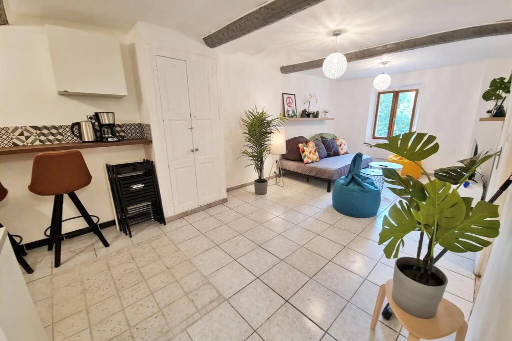 Gregbnb - T2 Design 42M2 - Toulon Est - Wifi Fibre - N5 Экстерьер фото
